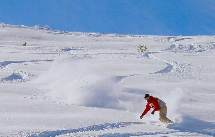 tahoe-donner-snowboarding.jpg